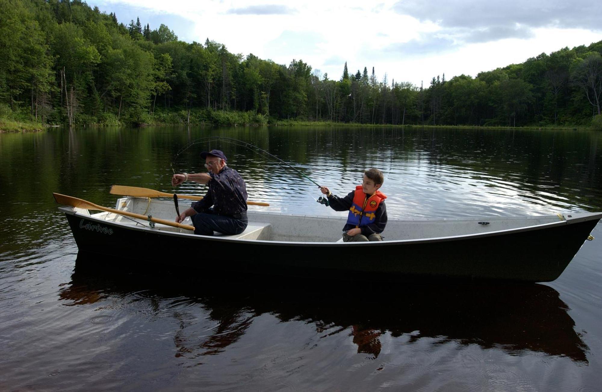 Auberge Du Lac-A-L'Eau-Claire Saint-Alexis-des-Monts Kültér fotó