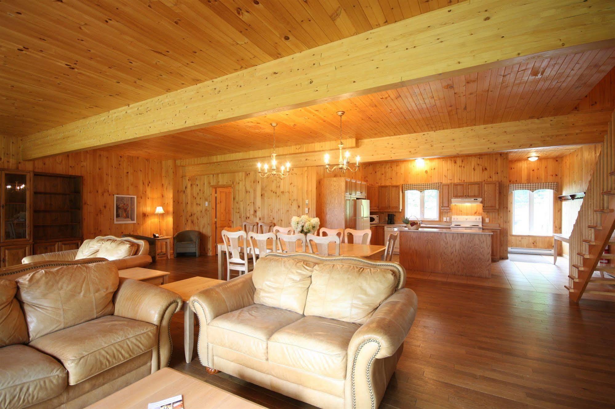 Auberge Du Lac-A-L'Eau-Claire Saint-Alexis-des-Monts Kültér fotó
