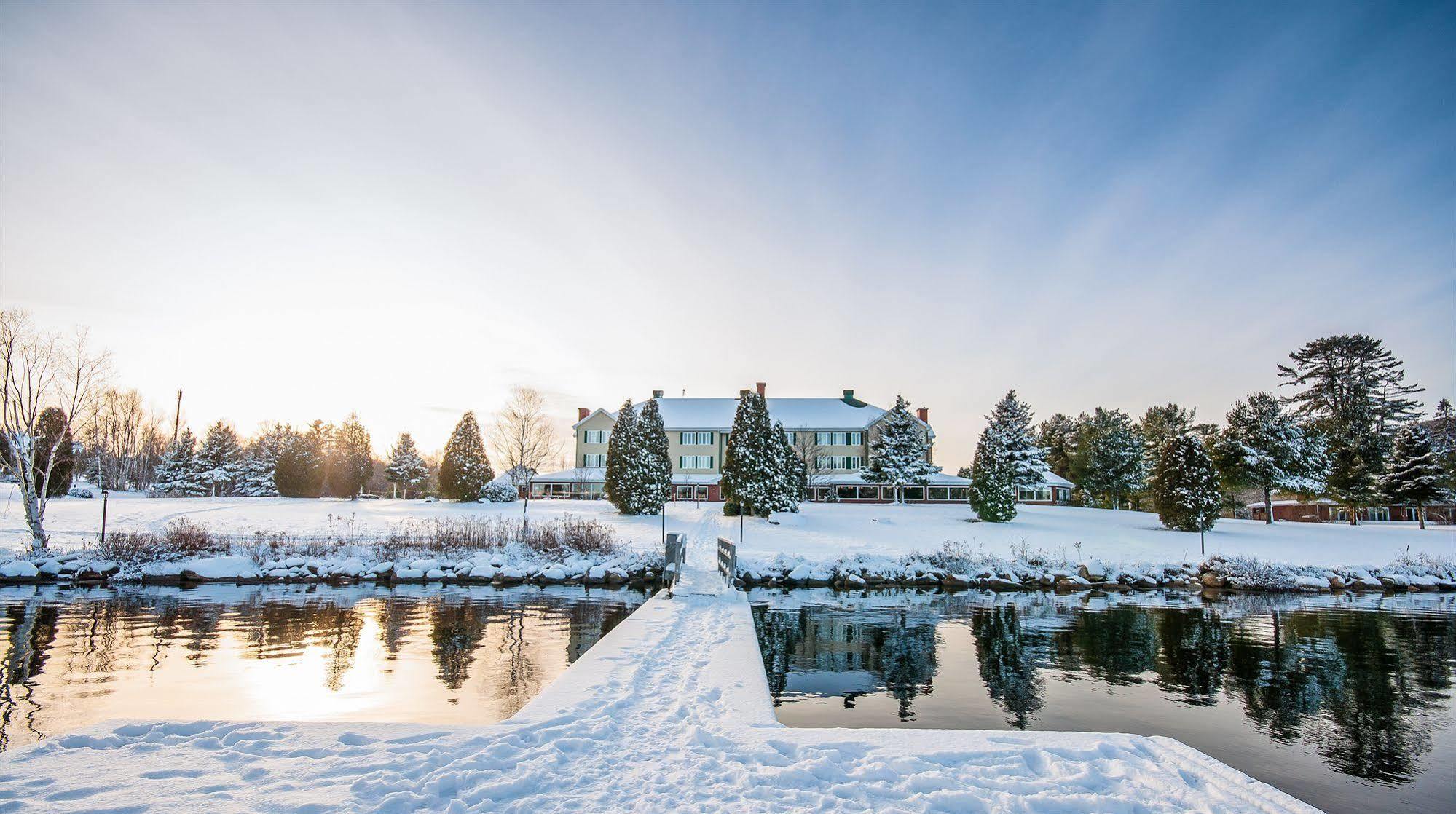 Auberge Du Lac-A-L'Eau-Claire Saint-Alexis-des-Monts Kültér fotó