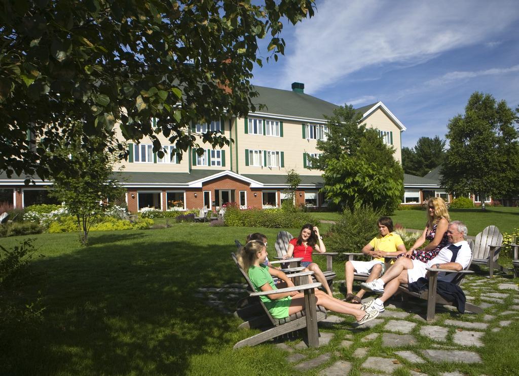 Auberge Du Lac-A-L'Eau-Claire Saint-Alexis-des-Monts Kültér fotó