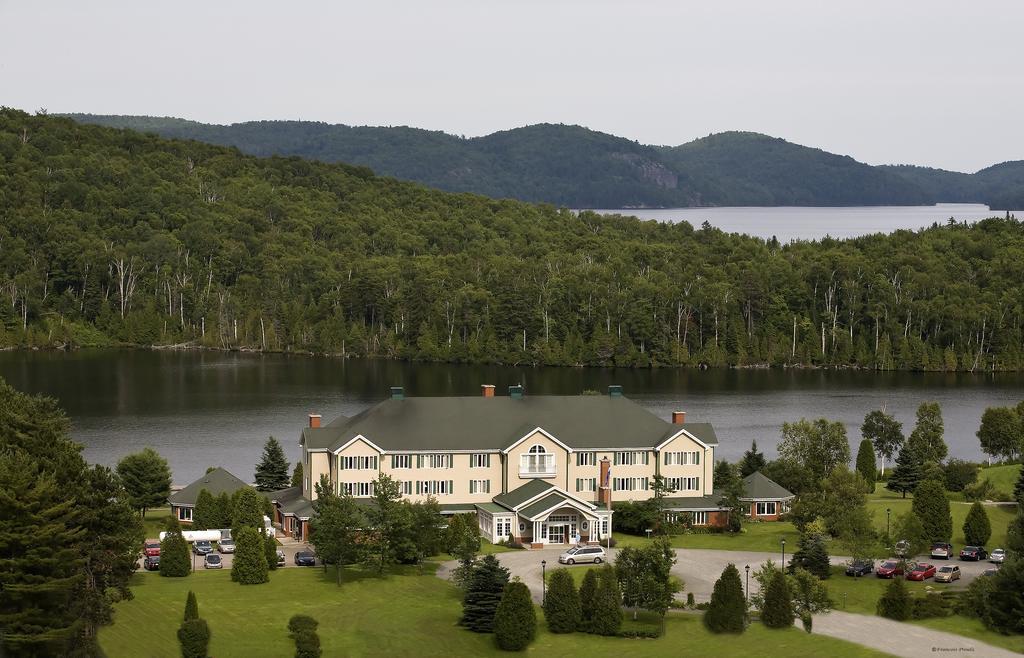 Auberge Du Lac-A-L'Eau-Claire Saint-Alexis-des-Monts Kültér fotó